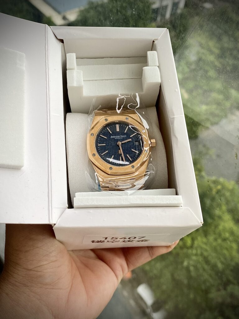 Audemars Piguet Replica Watch Royal Oak 15202OR Jumbo Blue Dial ZF Factory 39mm - Soul Replicas