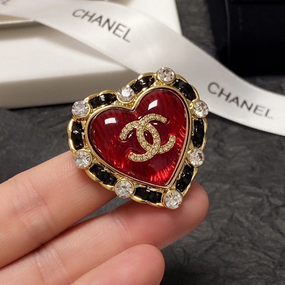 Chanel Brooch - Soul Replicas