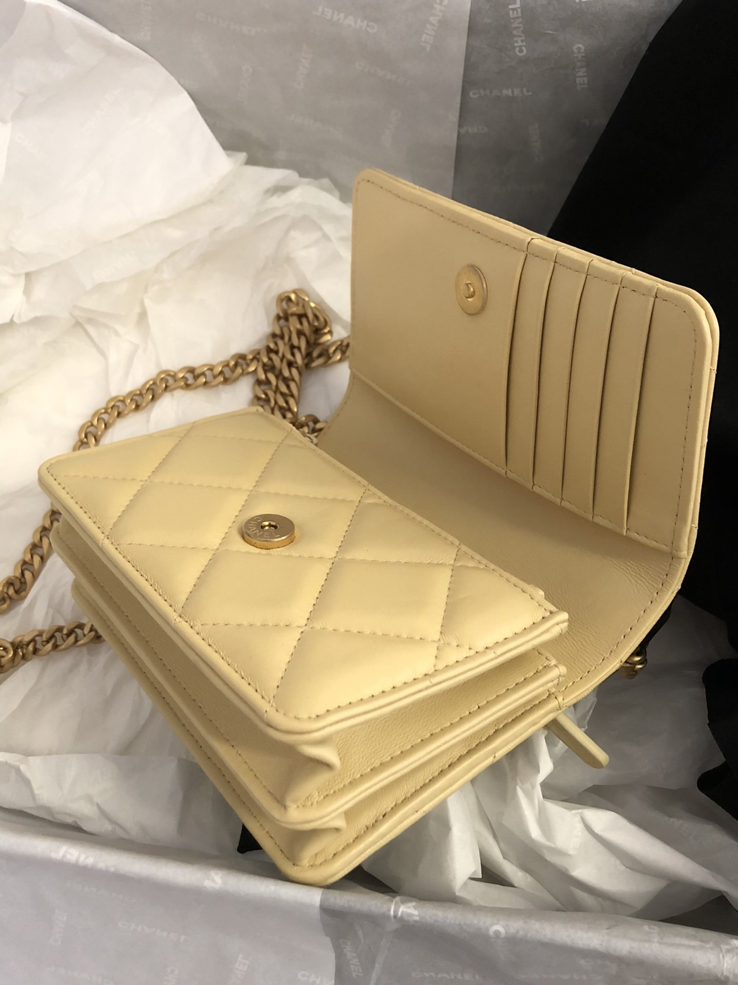 ChanelSpring And Summer 22C Yellow For Women. Women-s Bags 6.1in/15.5cm - Soul Replicas