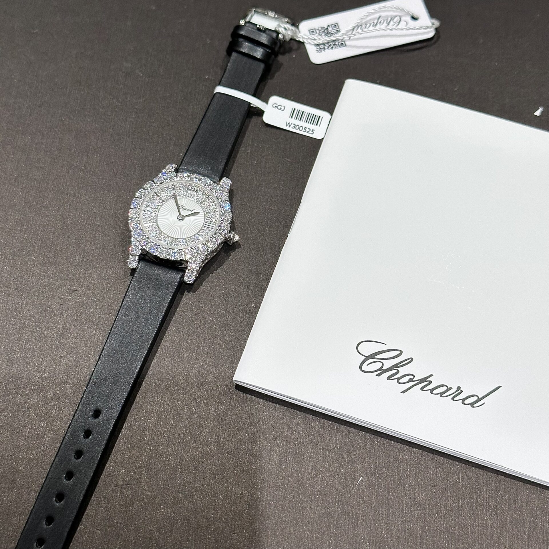 Chopard Replica Watch With Moissanite Diamond Leather Strap 30mm - Soul Replicas