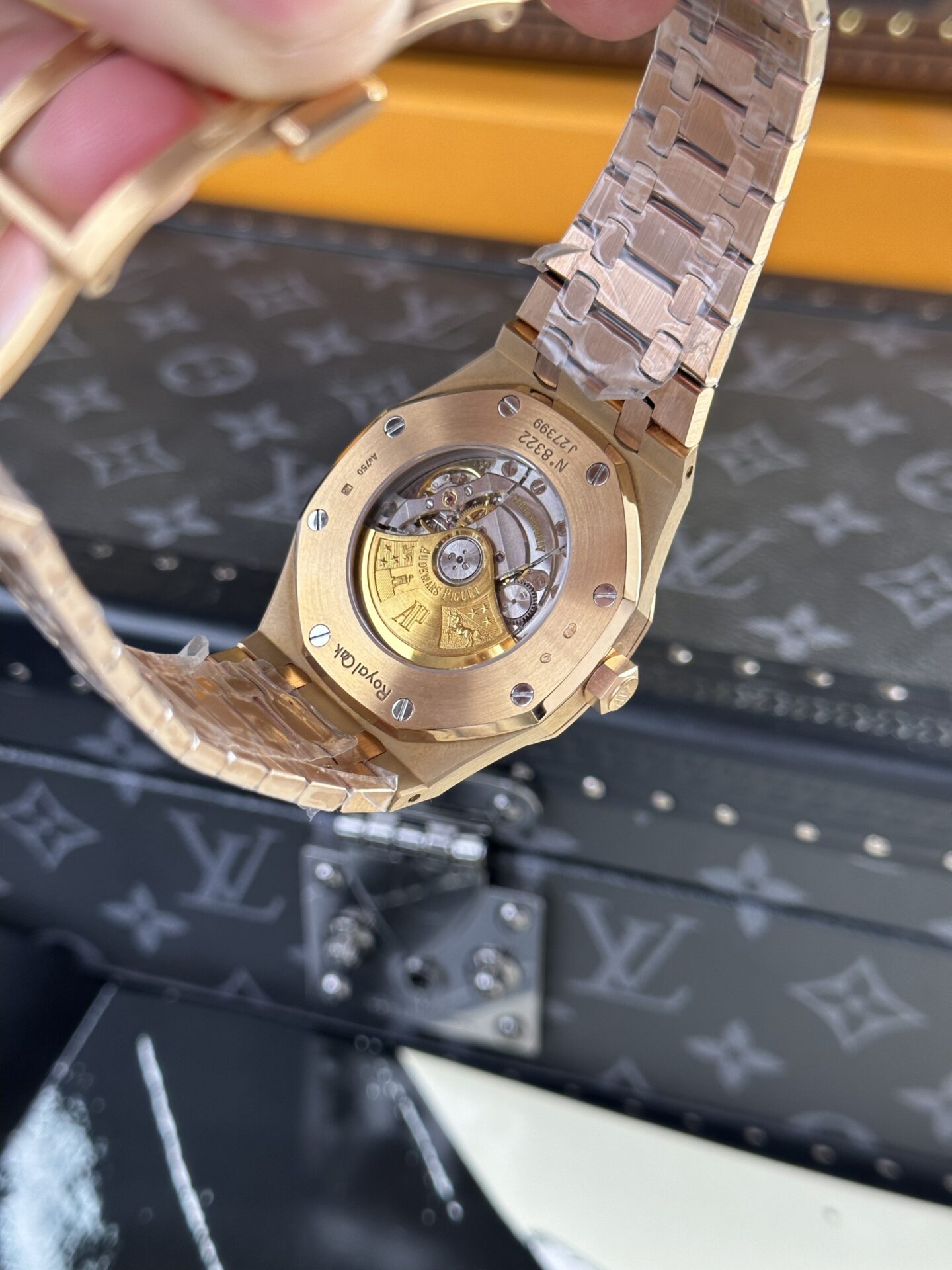 Audemars Piguet Replica Watch Royal Oak 15400OR Black Dial 41mm - Soul Replicas