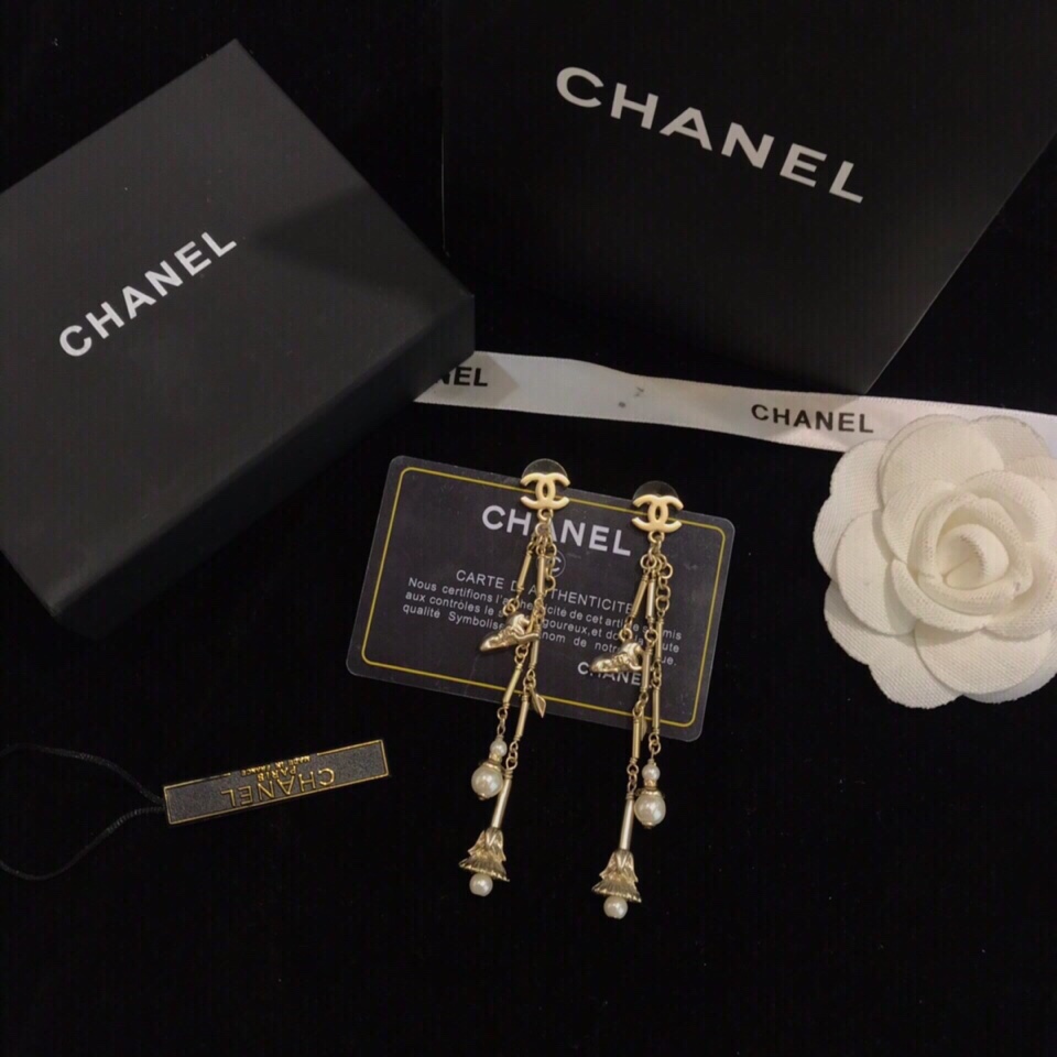 Chanel Earrings - Soul Replicas