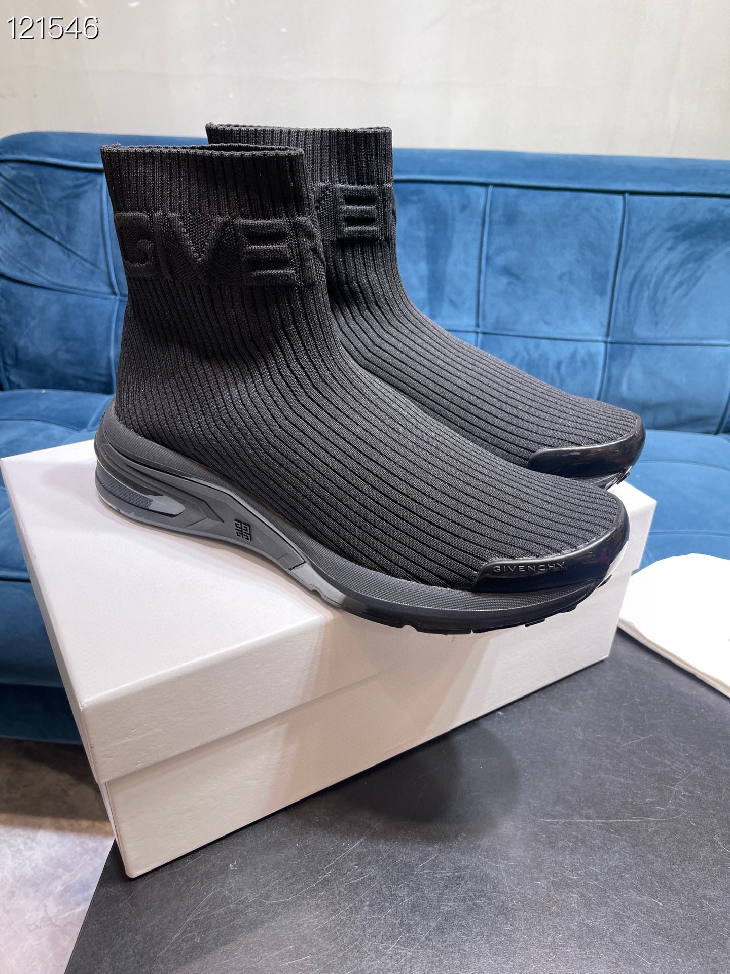 Givenchy Monumental Mallow Black For Men - Soul Replicas