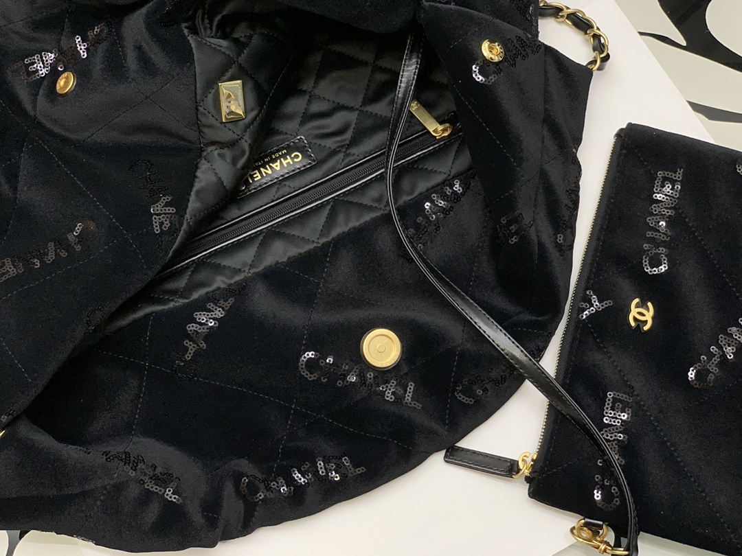 Chanel Big Chanel 22 Handbag Black For Women. Women-s Bags 18.9in/48cm - Soul Replicas