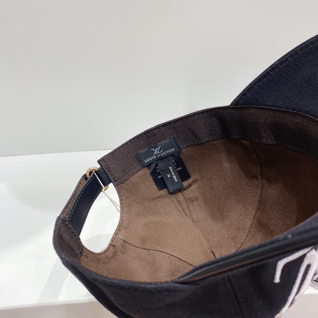 Louis Vuitton Be My Cap Black LV Cap - Soul Replicas