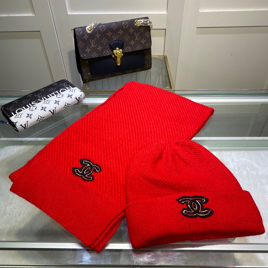 Chanel Beanie & Scarf Set In Red - Soul Replicas