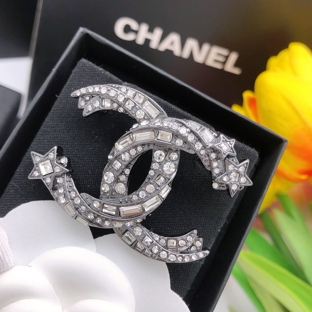 Chanel Brooch - Soul Replicas