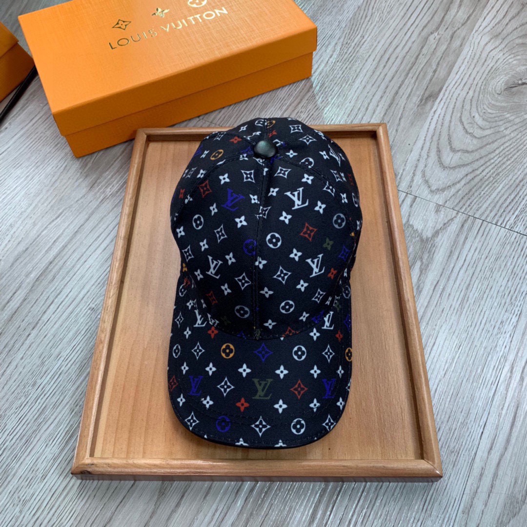 Louis Vuitton Be My Cap In Black - Soul Replicas