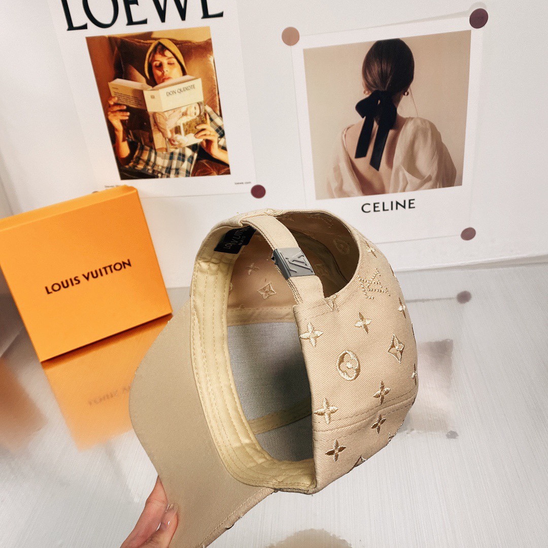 Louis Vuitton Casquette Be My Cap Gold LV Cap - Soul Replicas