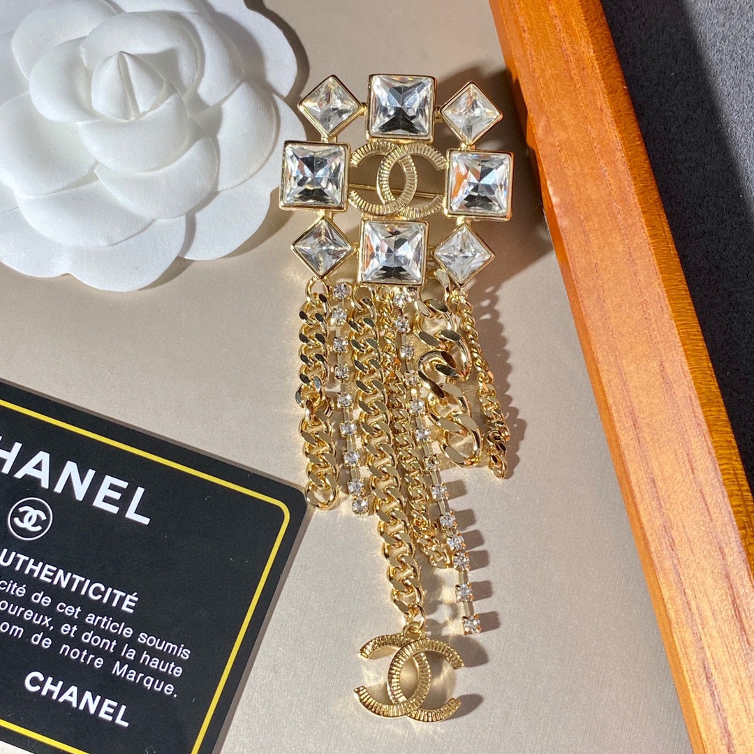 Chanel Brooch - Soul Replicas