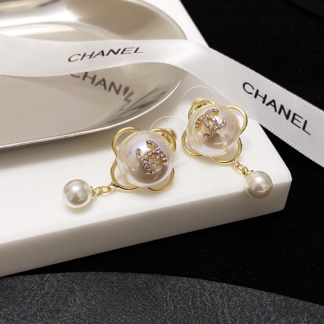 Chanel Earrings - Soul Replicas