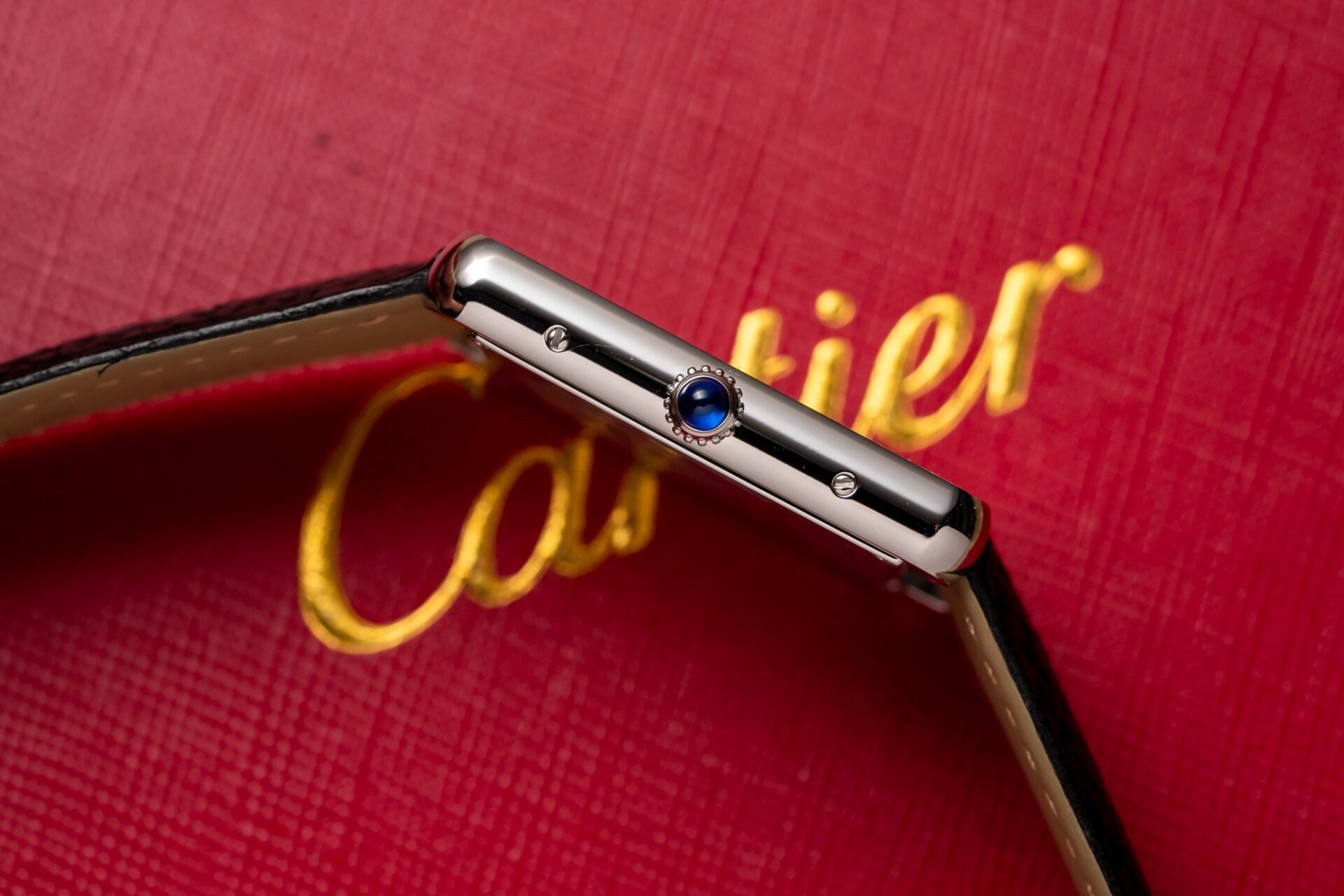 Cartier Fake Watch Tank Must W4TA0017 White Dial Leather Strap 33.7×25.5mm - Soul Replicas