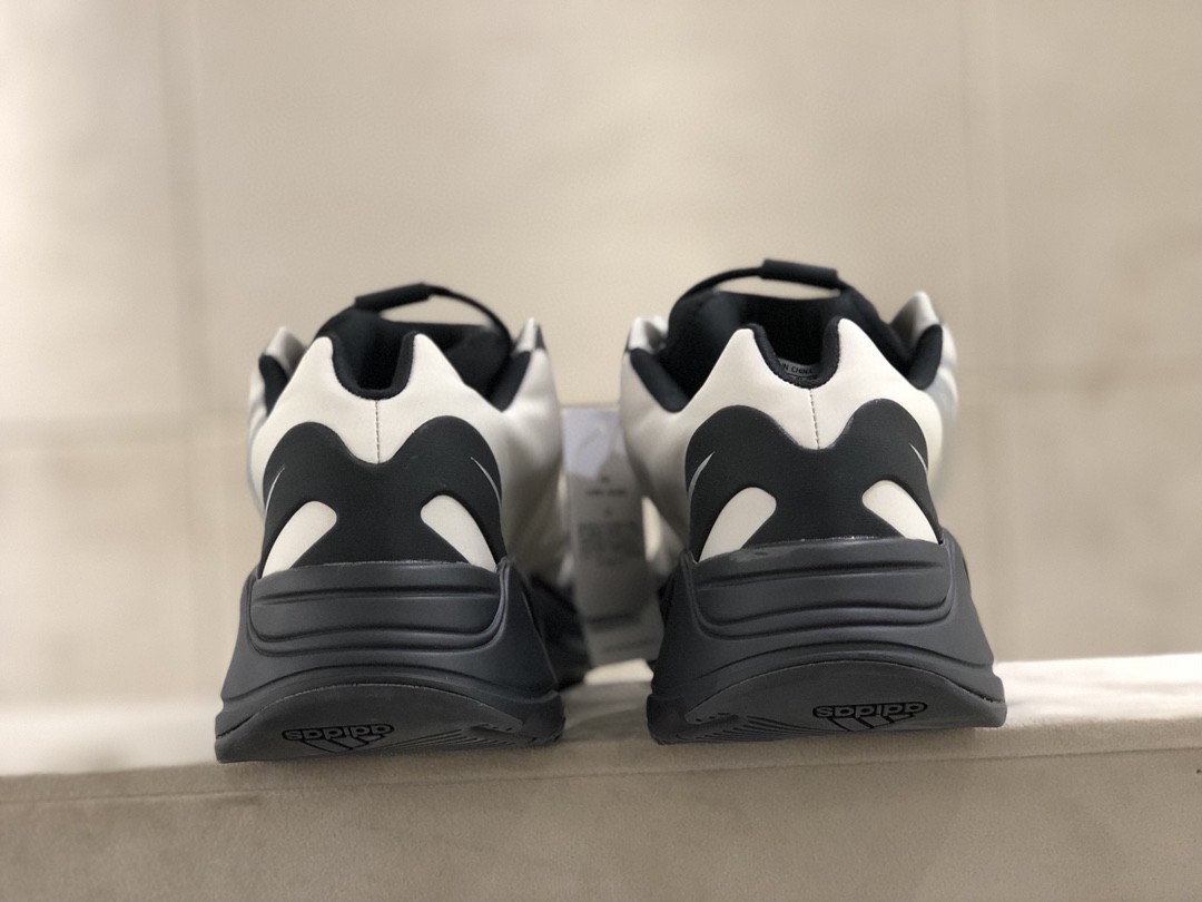 Adidas YZ Boost 700 MNVN White For Women FY3729 - Soul Replicas
