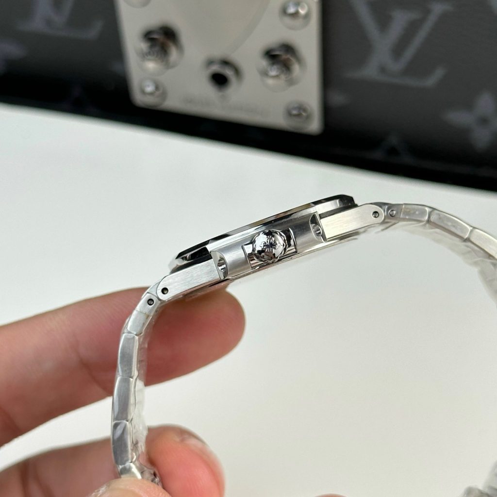 Patek Philippe Clone Watch Nautilus 7010 Womens White Dial 32mm - Soul Replicas