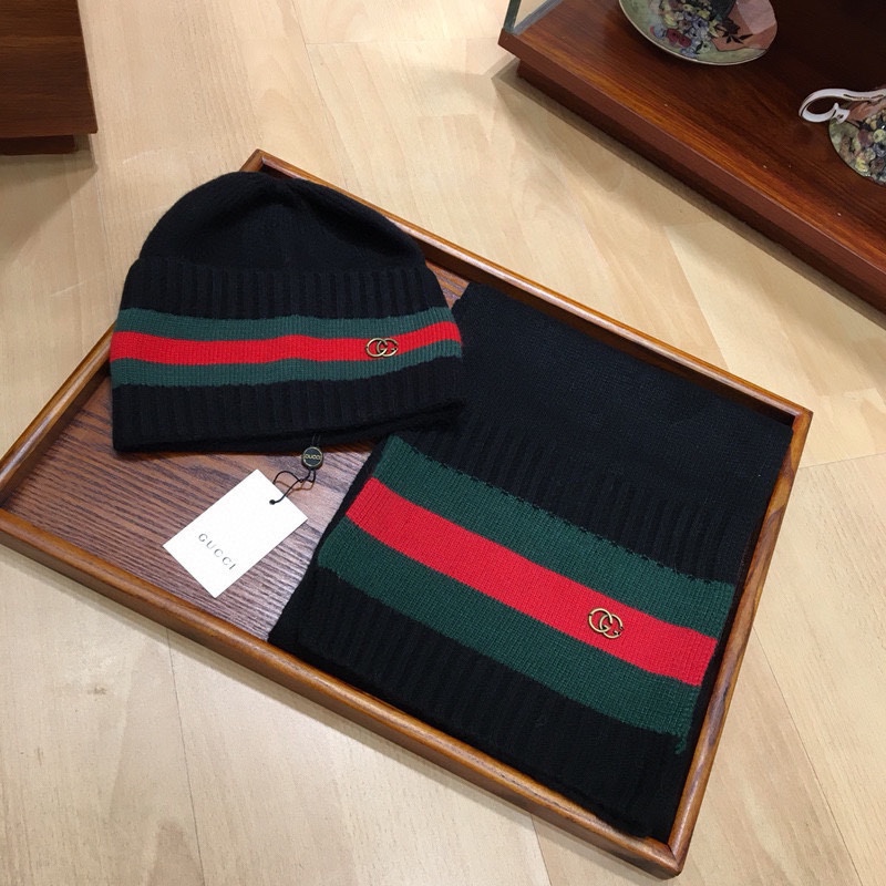 Gucci Beanie & Scarf Set In Black - Soul Replicas