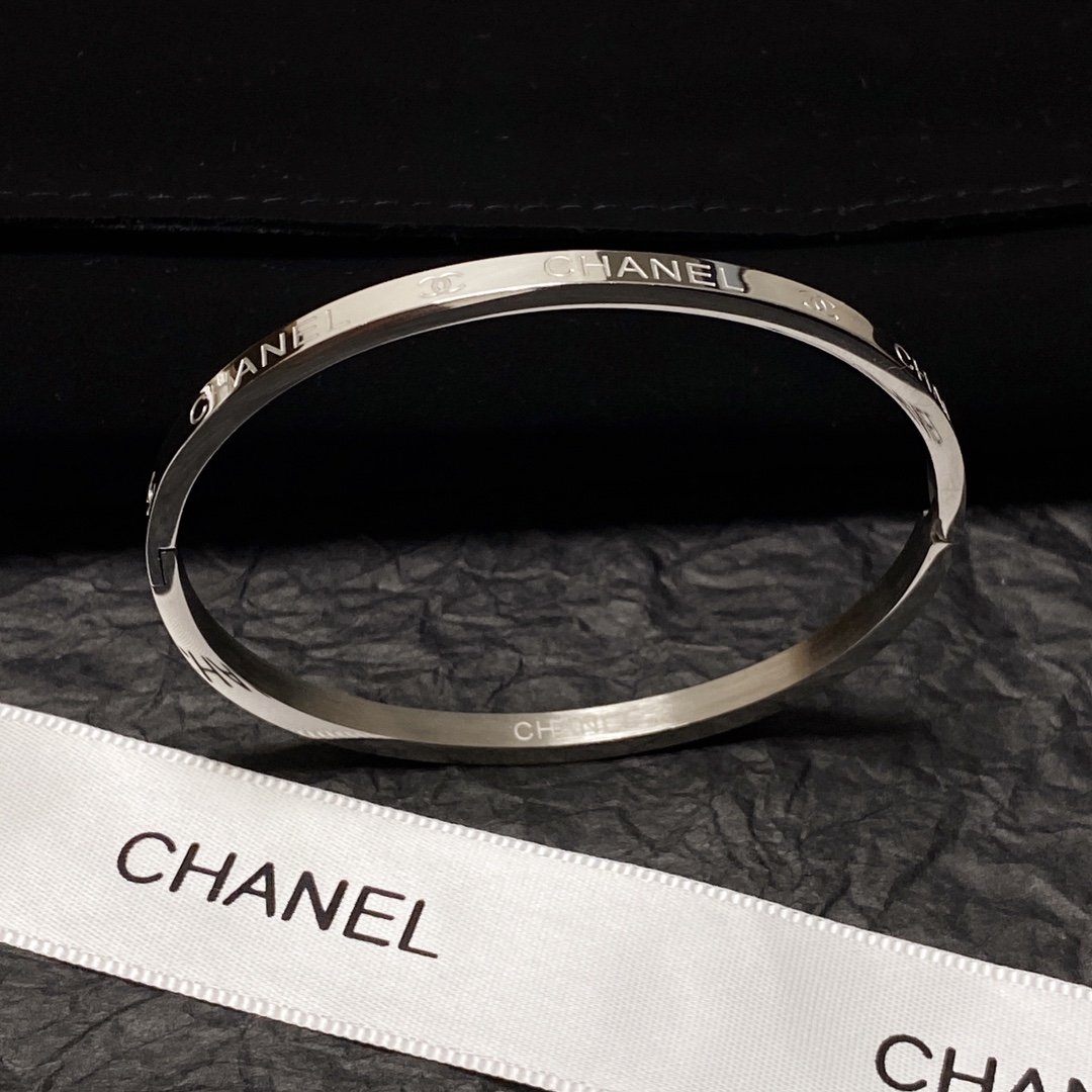Chanel Bracelet - Soul Replicas