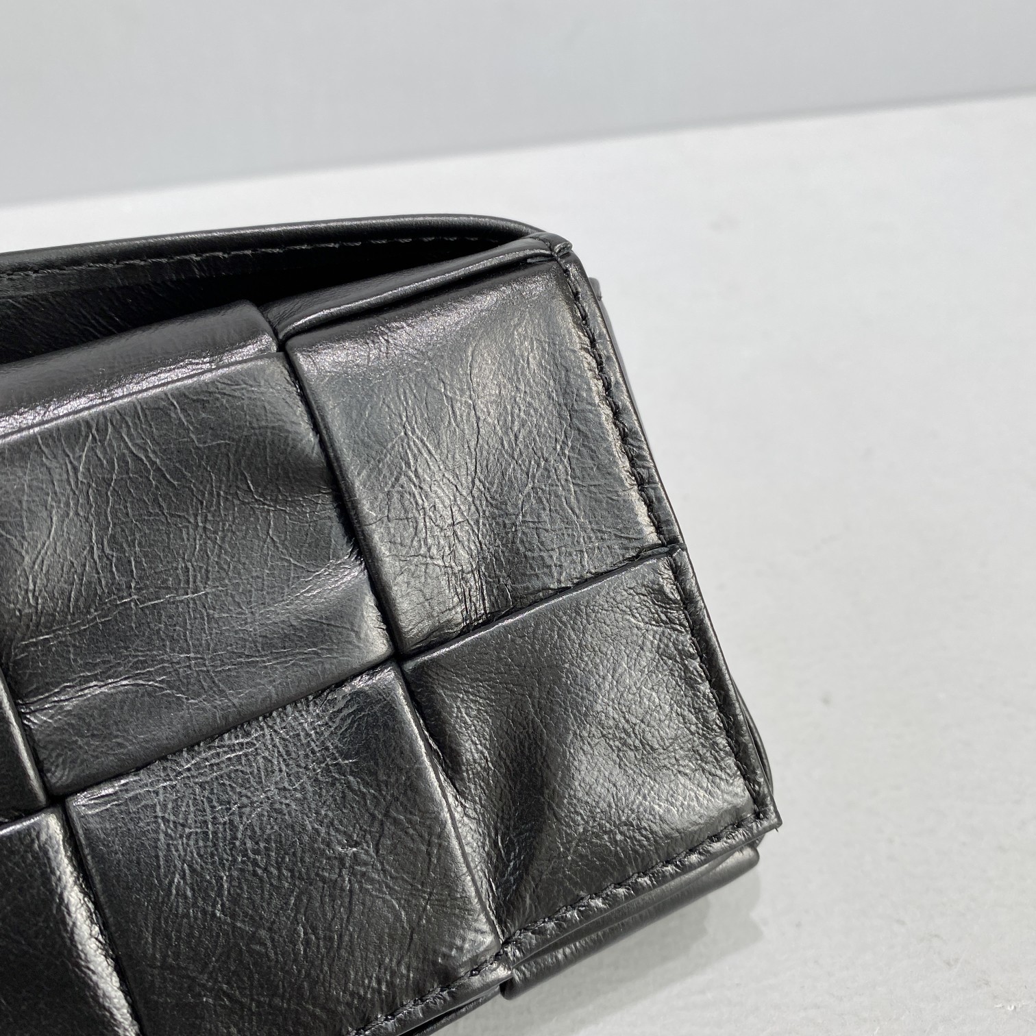 Bottega Veneta Candy Cassette Black. For Women. Women-s Bags 4.7in/12cm 667048VCQ728803 - Soul Replicas