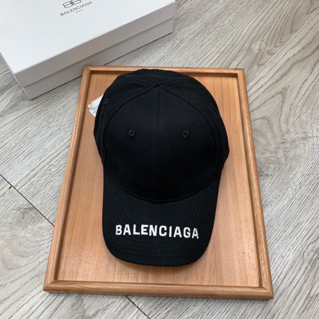 Balenciaga Logo Visor Cap In Black - Soul Replicas