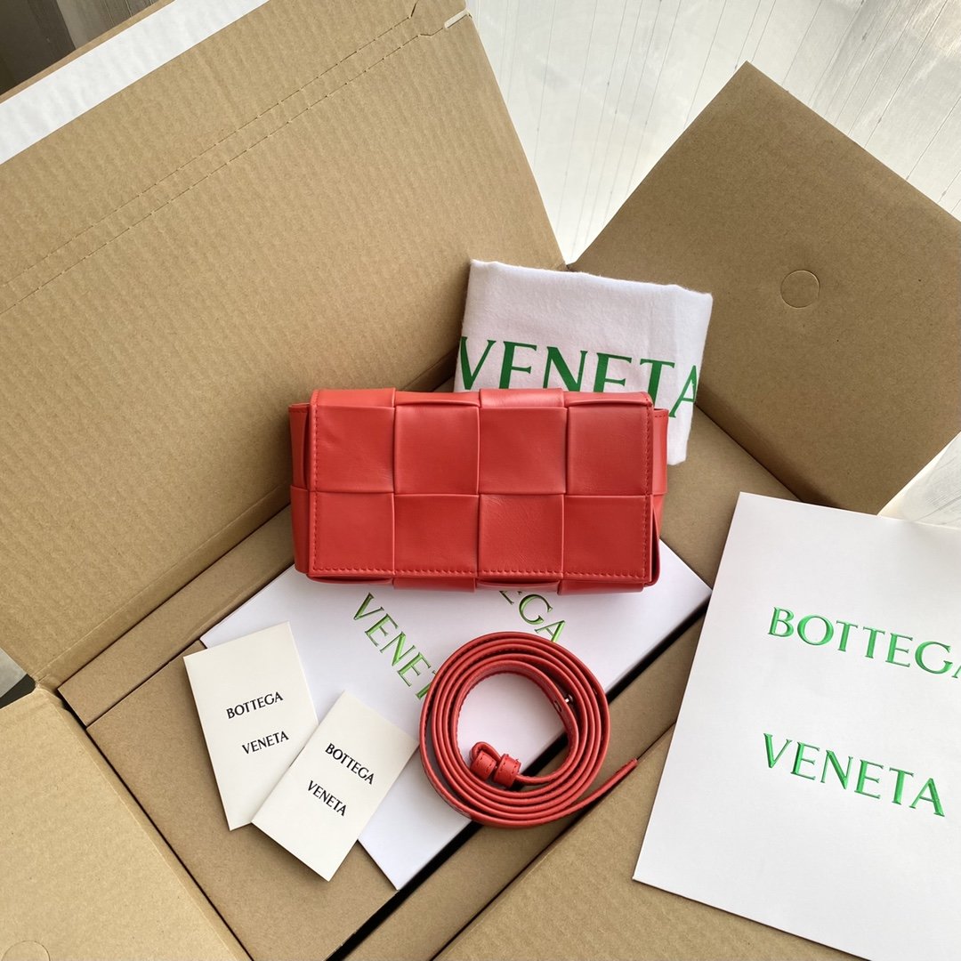 Bottega Veneta Candy Cassette Red. For Women. Women's Bags 4.7in/12cm - Soul Replicas