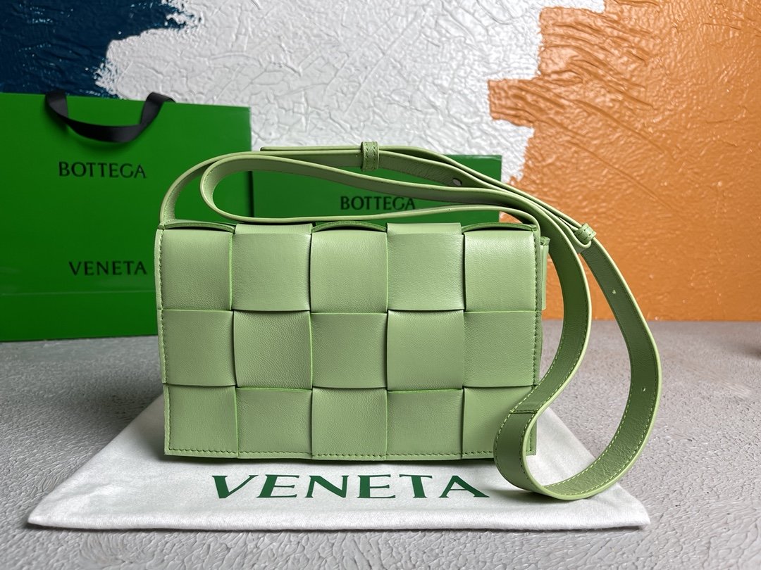 Bottega Veneta Cassette Light Green. For Women. Women's Bags 9.1in/23cm - Soul Replicas