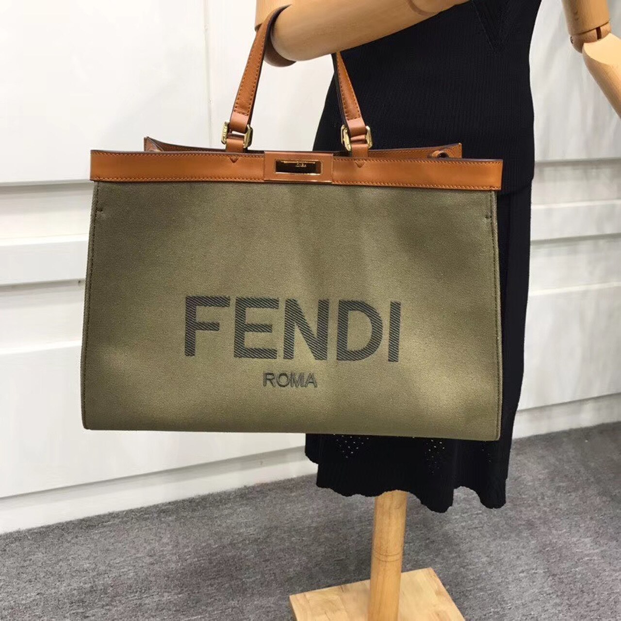 Fendi Peekaboo X-Tote Canvas Bag Khaki For Women. Women-s Handbags. Shoulder Bags 16.1in/41cm FF 8BH374 - Soul Replicas