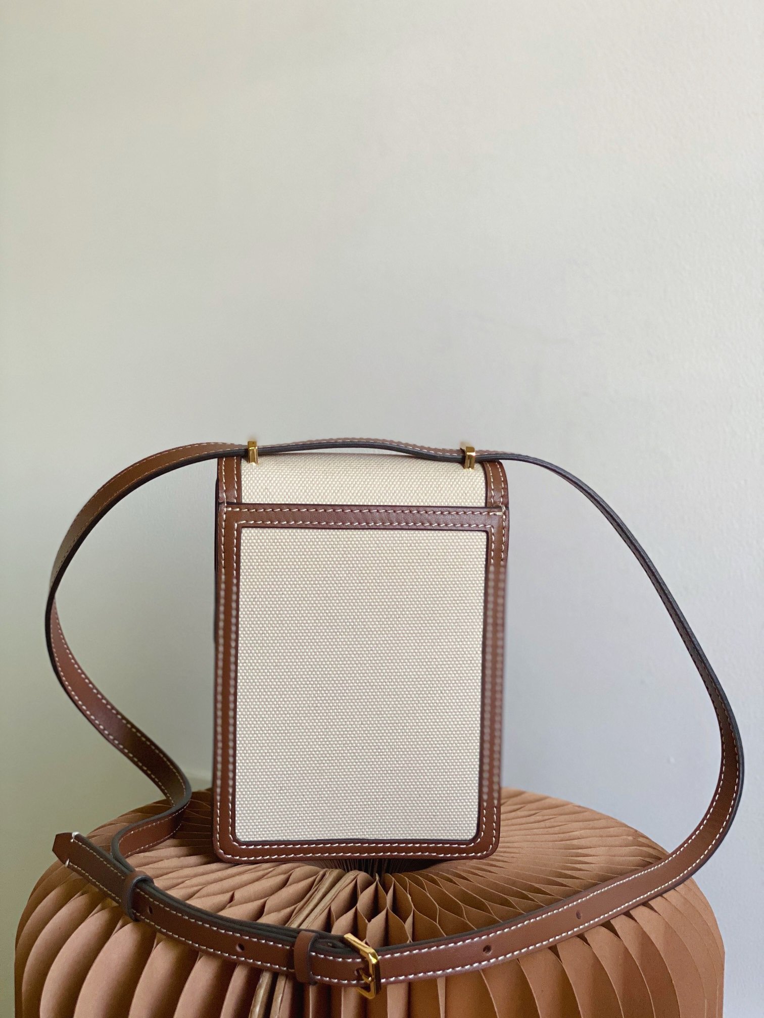 Burberry Robin Bag Cotton Canvas Cream For Women. Women-s Bags 7.5in/14cm 80316491 - Soul Replicas