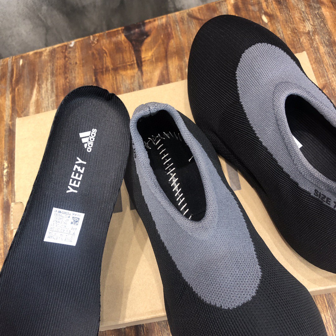 Adidas YZ Knit Runner Black Grey For Women GW5351 - Soul Replicas