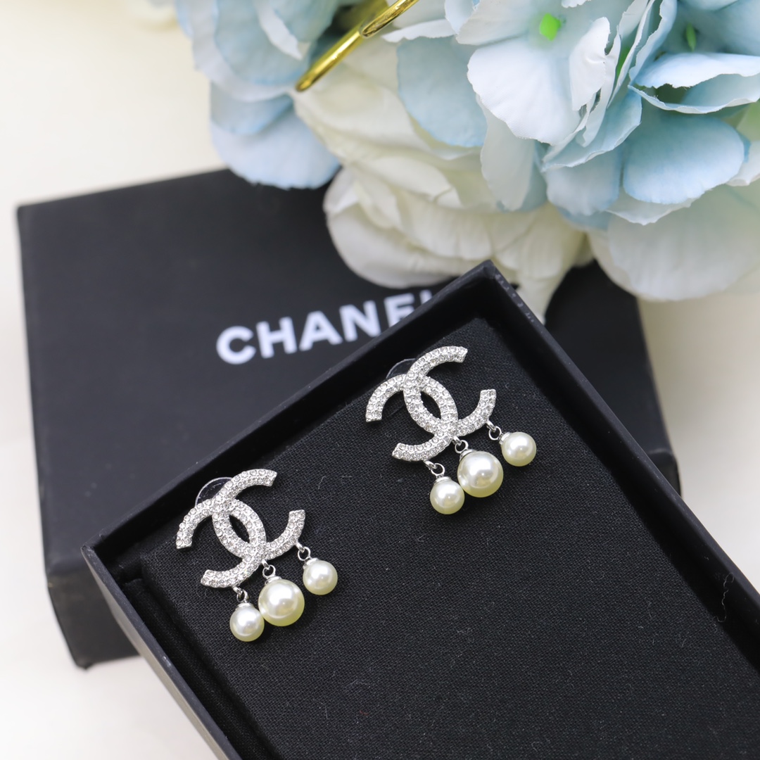 Chanel Earrings - Soul Replicas
