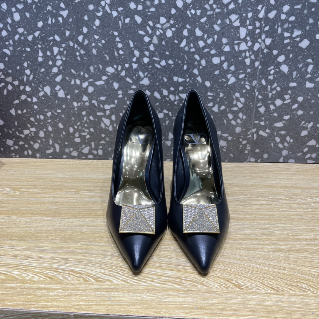 Valentino Garavani One Stud Pump With Maxi Stud Crystals Black For Women WS0FH8XIC_EDM - Soul Replicas
