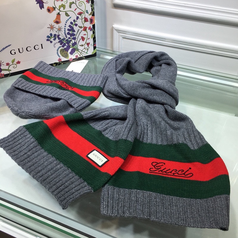 Gucci Beanie & Scarf Set In Grey - Soul Replicas