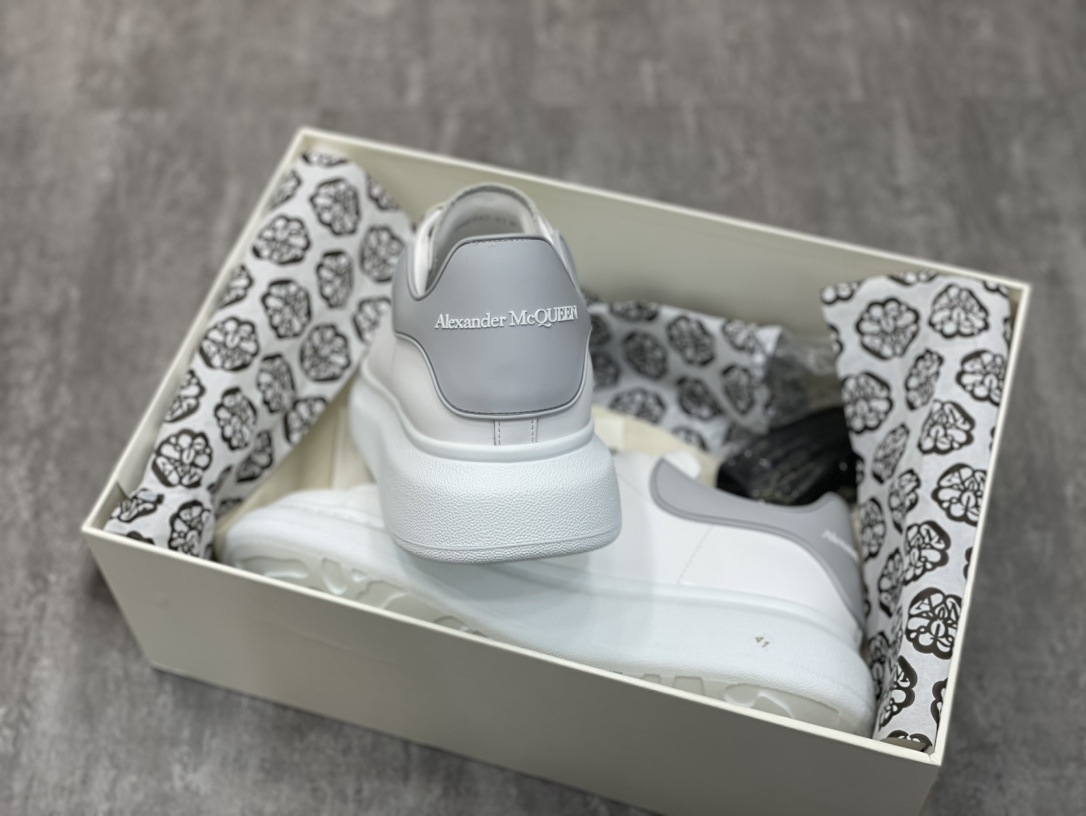 Alexander McQueen Oversized Sneaker White/Grey For Women - Soul Replicas