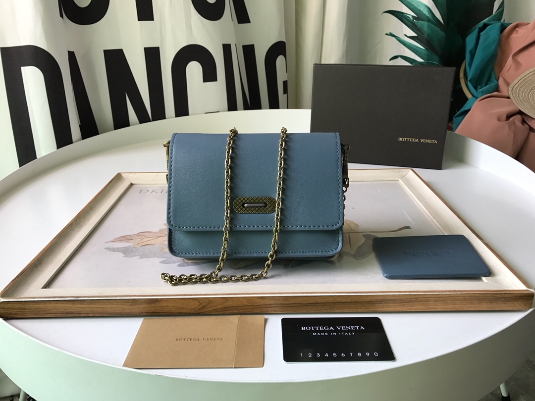 Bottega Veneta Crossbody Blue. For Women. Women-s Bags 6.9in/17.5cm - Soul Replicas