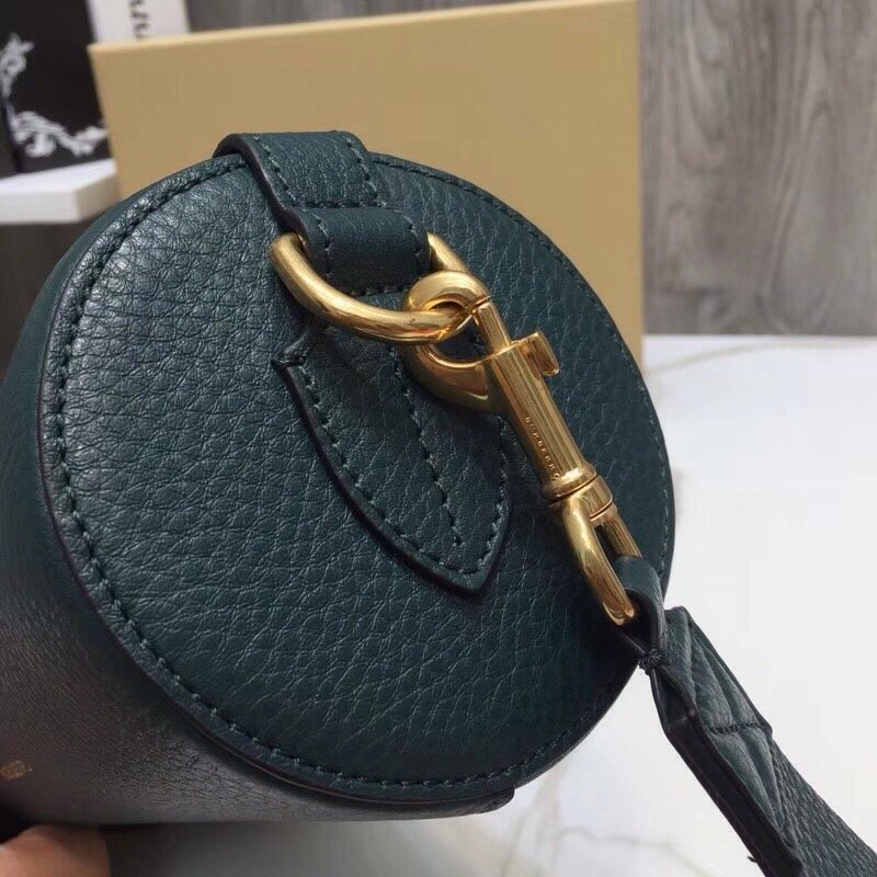 Burberry Barrel Bag Green For Women. Women-s Bags 8.3in/21cm - Soul Replicas