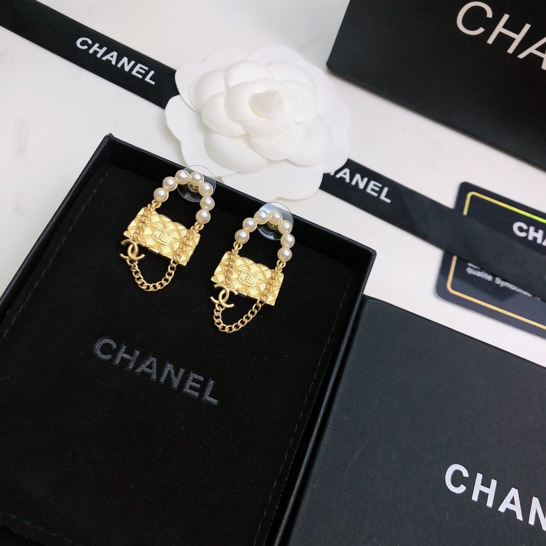 Chanel Earrings - Soul Replicas
