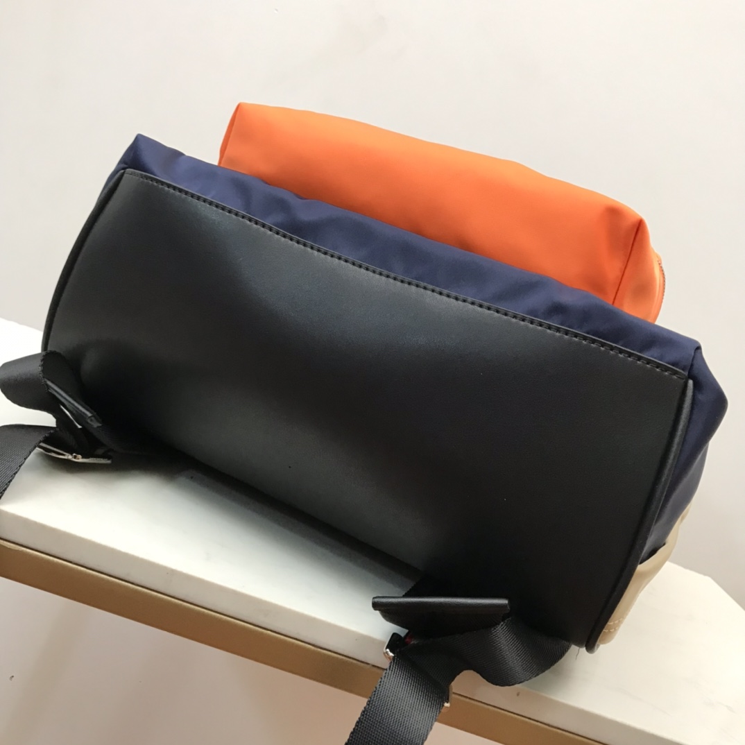 Burberry Backpack With Logo For Men. Men-s Bags 17in/43cm - Soul Replicas