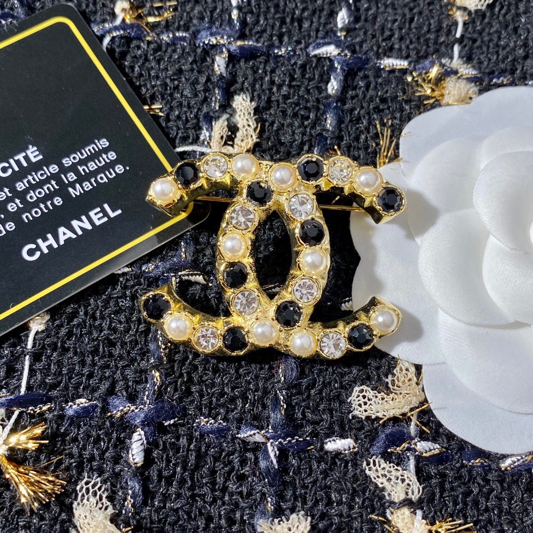 Chanel Brooch - Soul Replicas