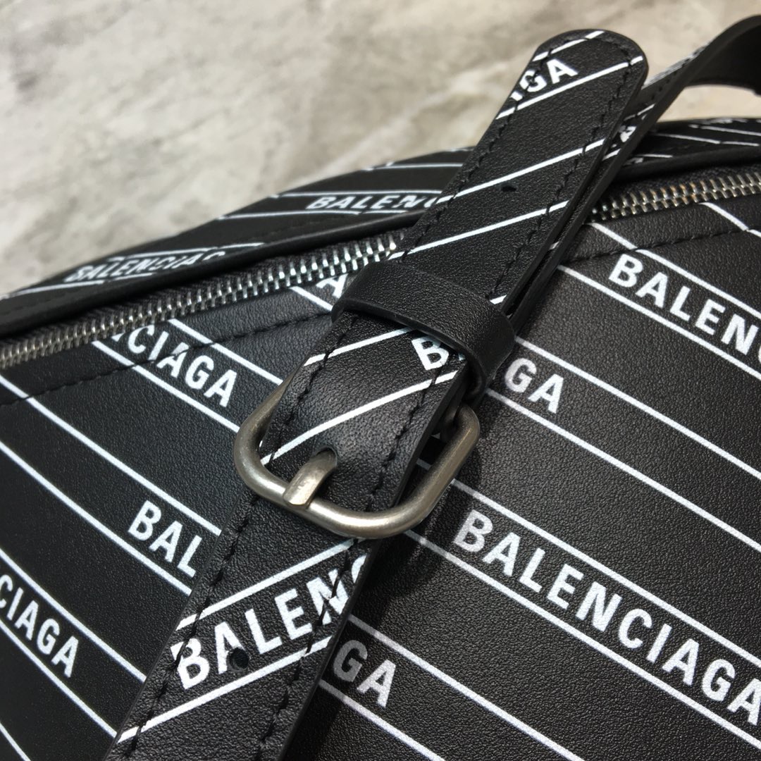 Balenciaga Souvenir XS Belt Bag In Black. For Women. Women-s Bags 9.5in/24cm - Soul Replicas