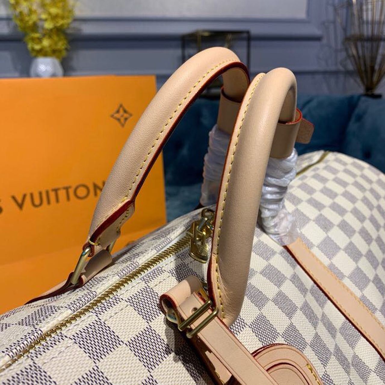 Louis Vuitton Keepall Bandouliere 55 Damier Azur Canvas For Women. Women-s Handbags. Travel Bags 21.7in/55cm LV N41429 - Soul Replicas