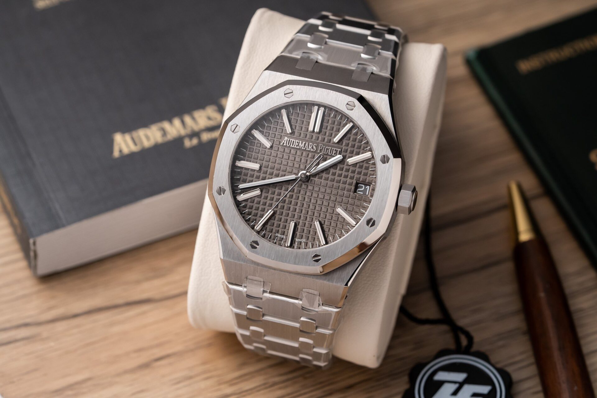 Audemars Piguet 15500ST Replica Watch Gray Dial ZF 41mm - Soul Replicas