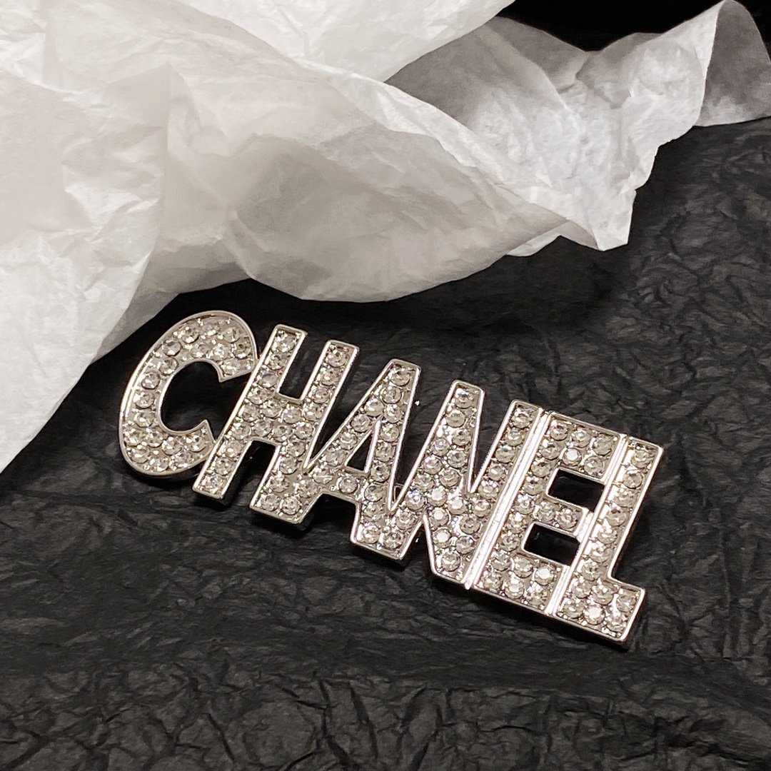 Chanel Brooch - Soul Replicas