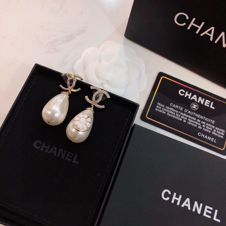 Chanel Earrings - Soul Replicas