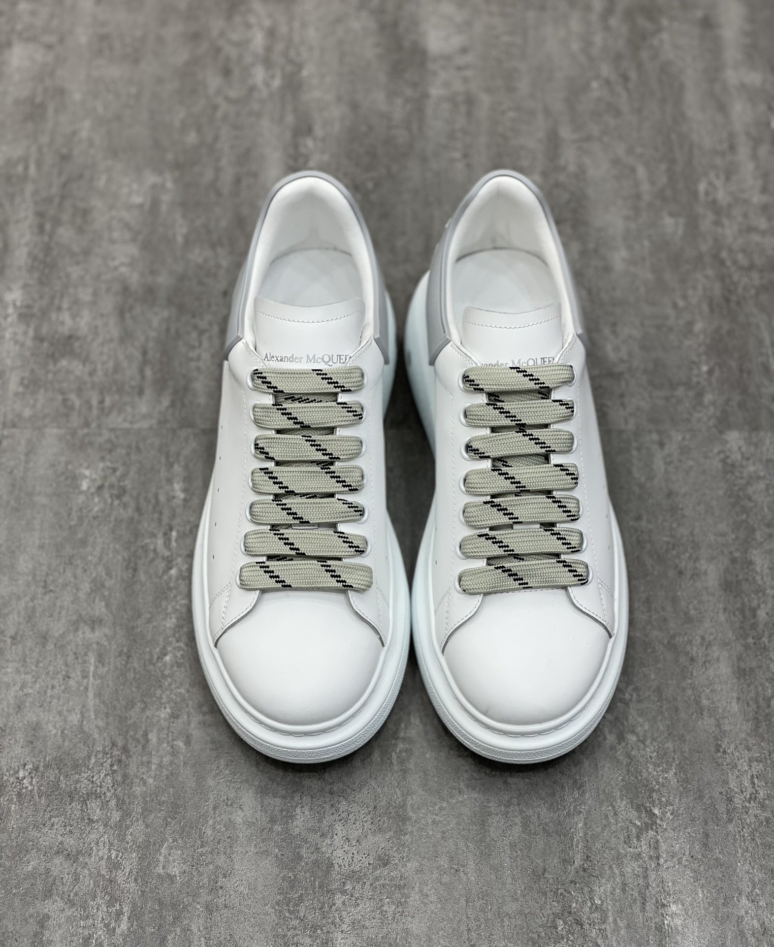 Alexander McQueen Oversized Sneaker White/Grey For Women - Soul Replicas