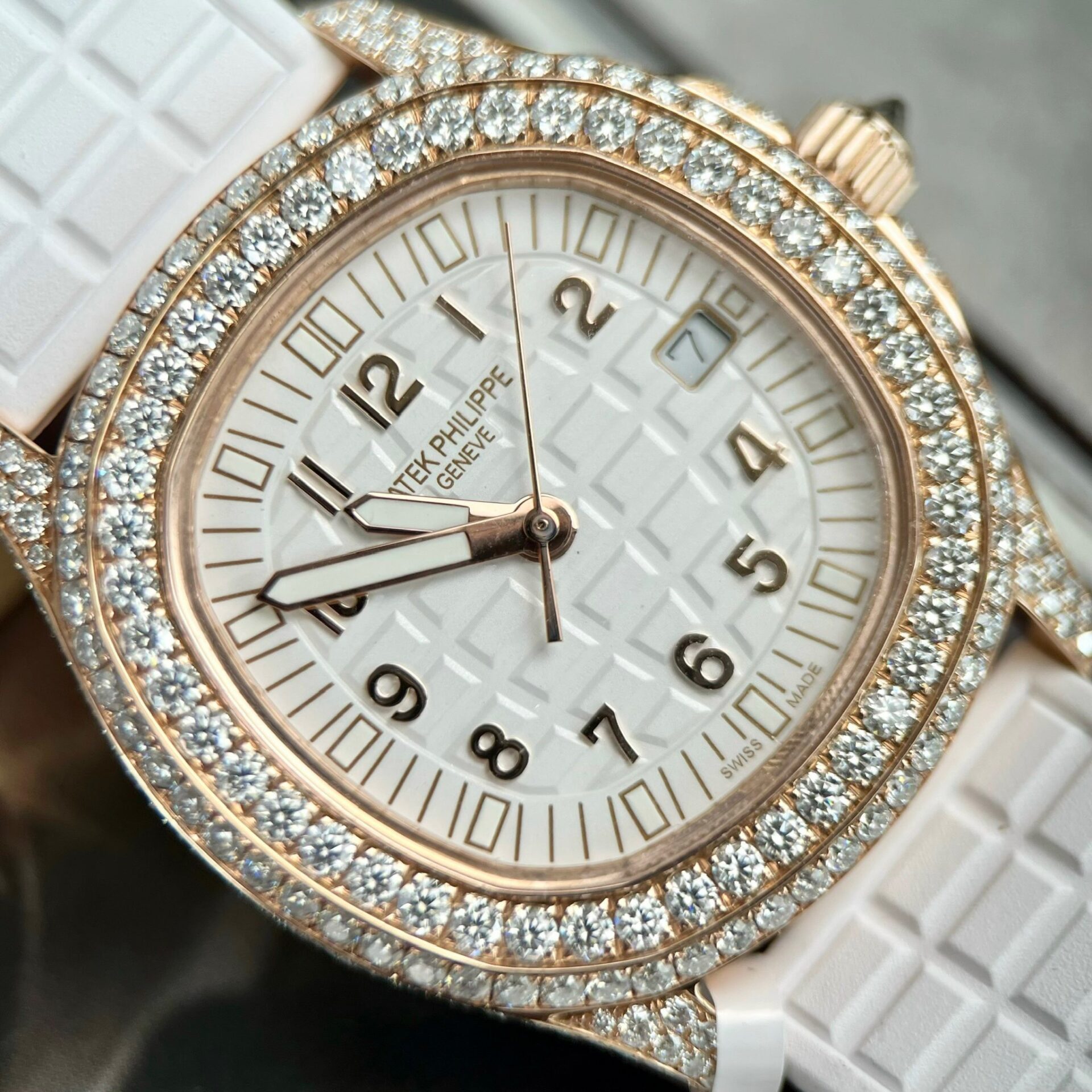 Patek Philippe Aquanaut 5069R With Moissanite Replica Watch PPF 35.2mm - Soul Replicas