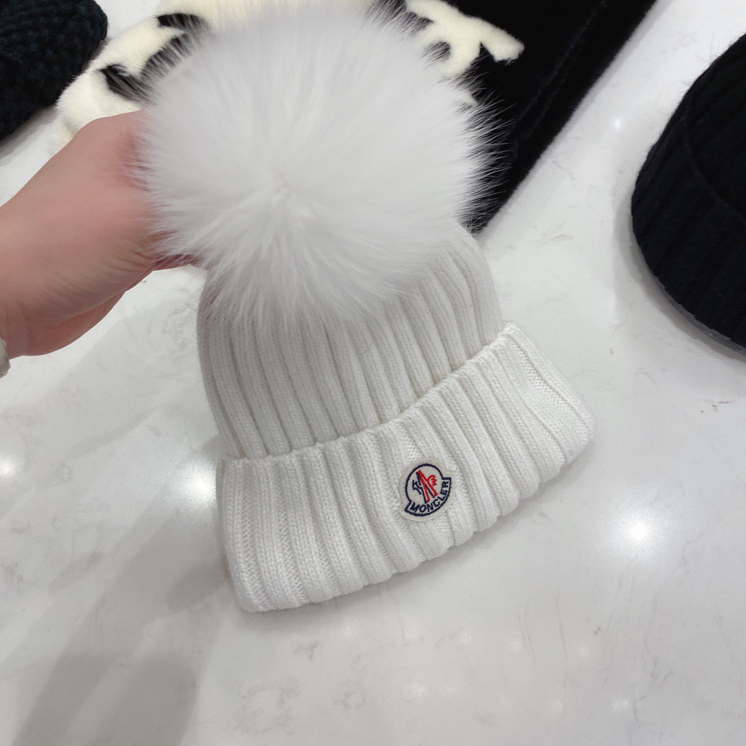 Chanel Beanie White - Soul Replicas