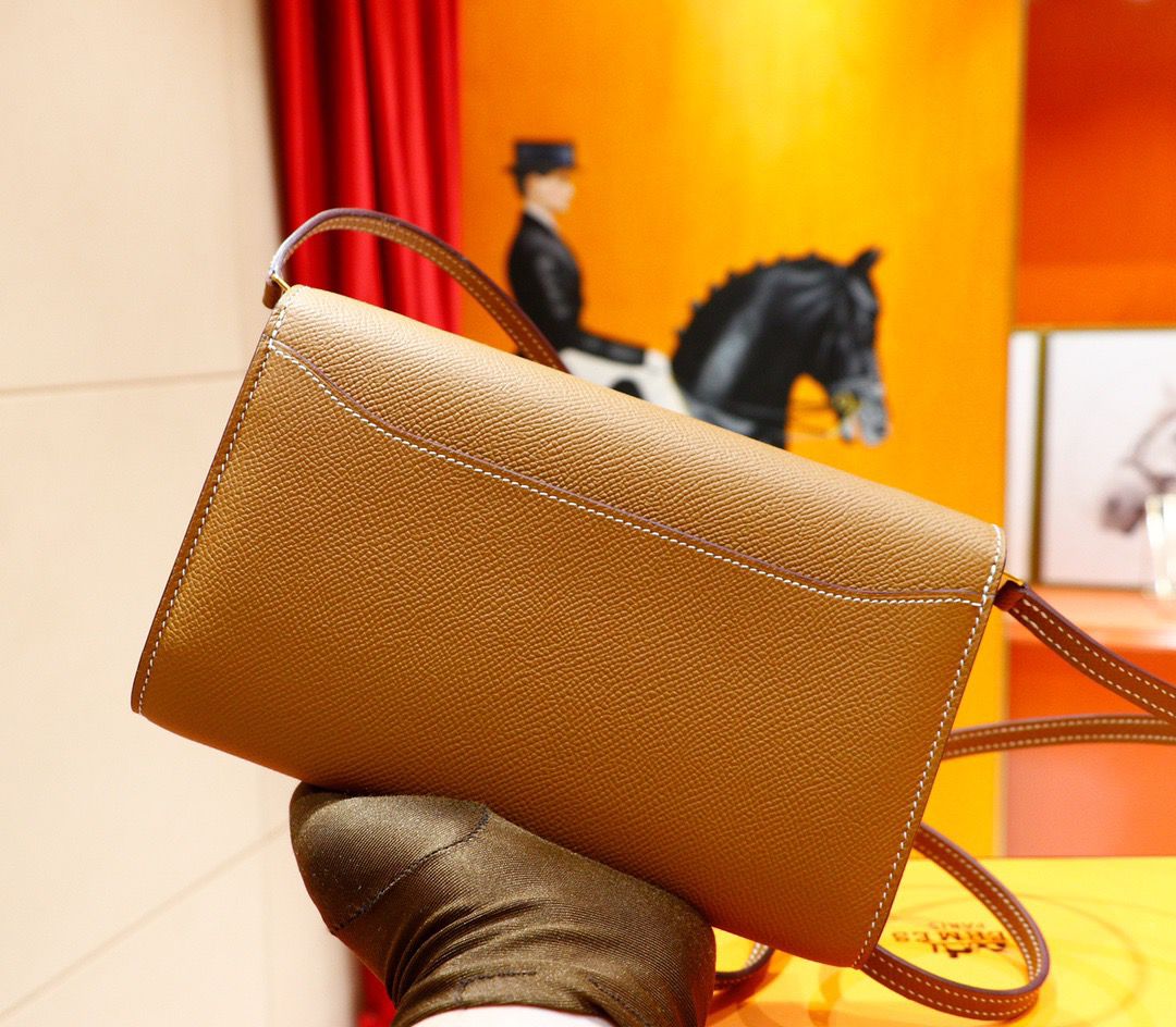 Hermes Constance Epsom Long To Go Wallet Brown For Women. Women's Wallet 8.1in/21cm - Soul Replicas