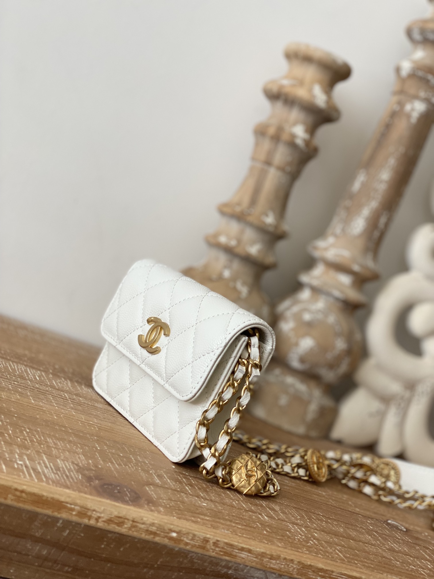 Chanel Clutch With Chain White For Women. Women-s Bags 4.8in/12.3cm - Soul Replicas