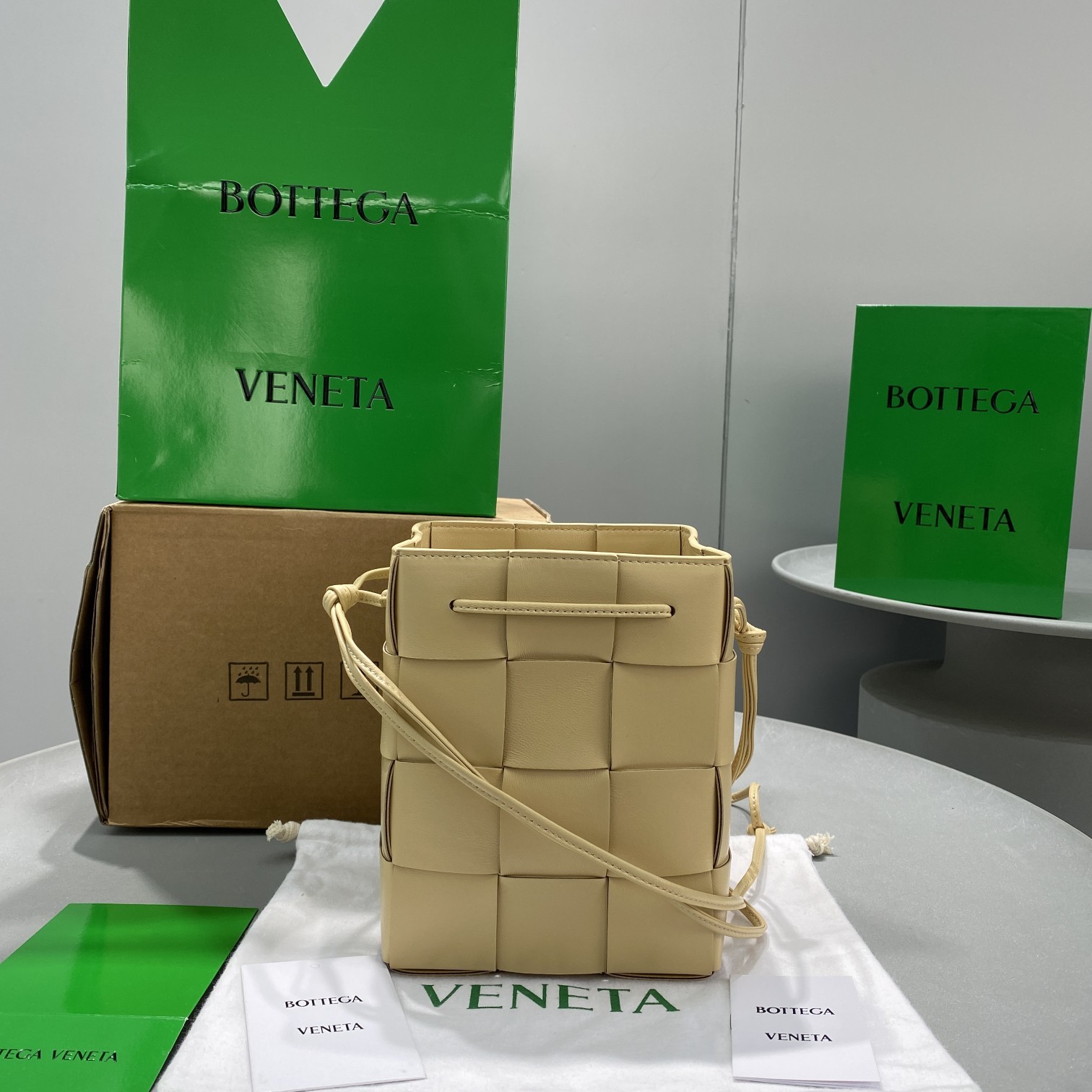 Bottega Veneta Mini Cassette Bucket Bag Beige. For Women. Women-s Bags 5.5in/14cm 680217VCQC49776 - Soul Replicas