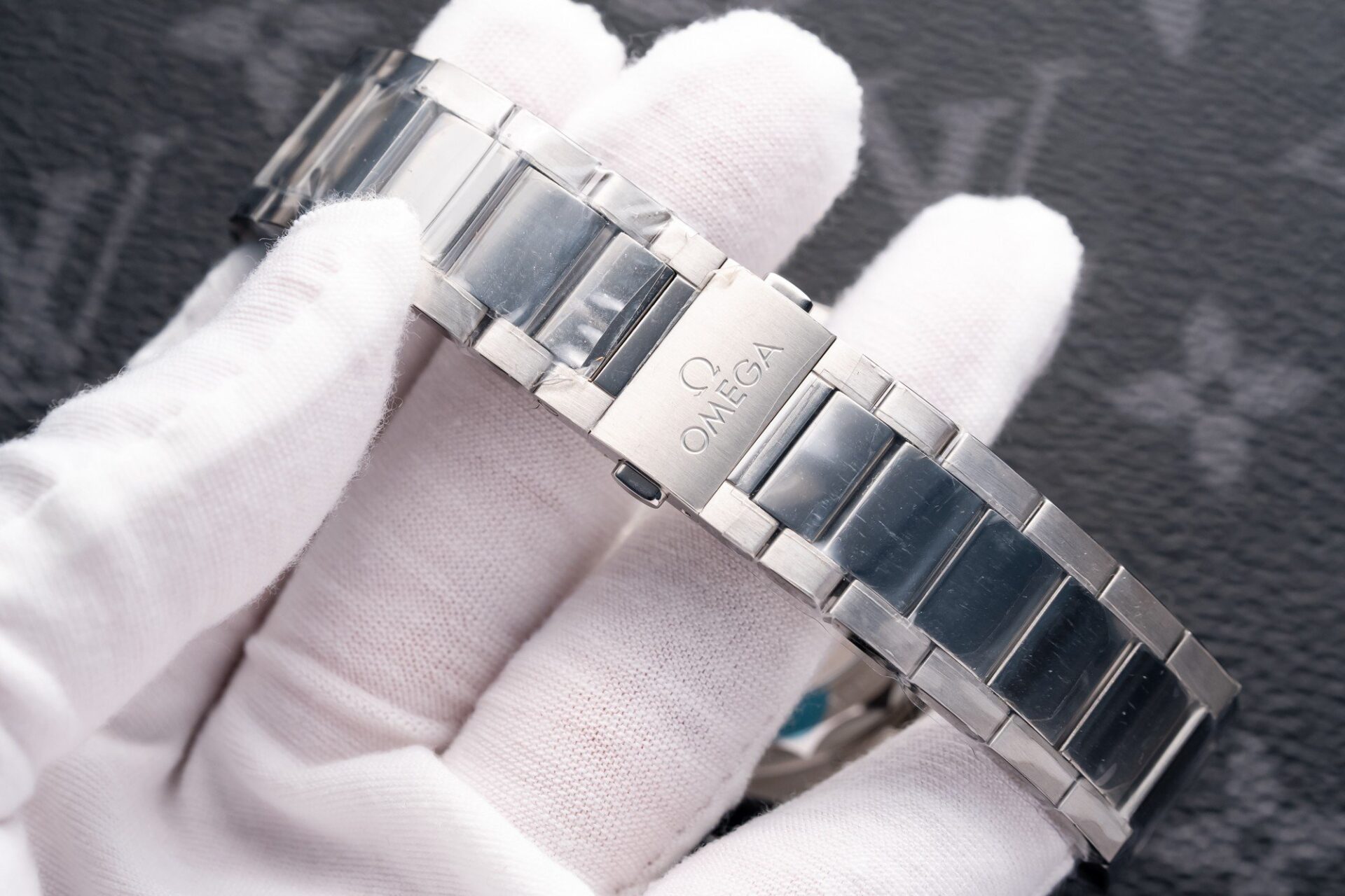 Omega Seamaster Aqua-Terra Blue Dial Replica Watch VS Factory 43mm - Soul Replicas