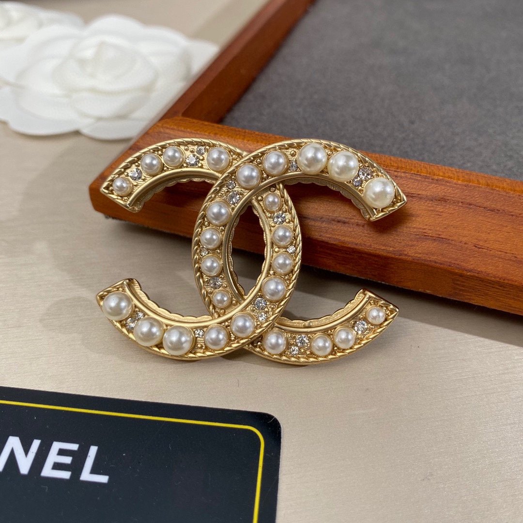 Chanel Brooch - Soul Replicas