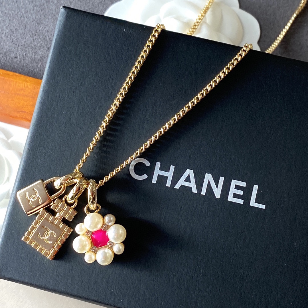 Chanel Necklace - Soul Replicas